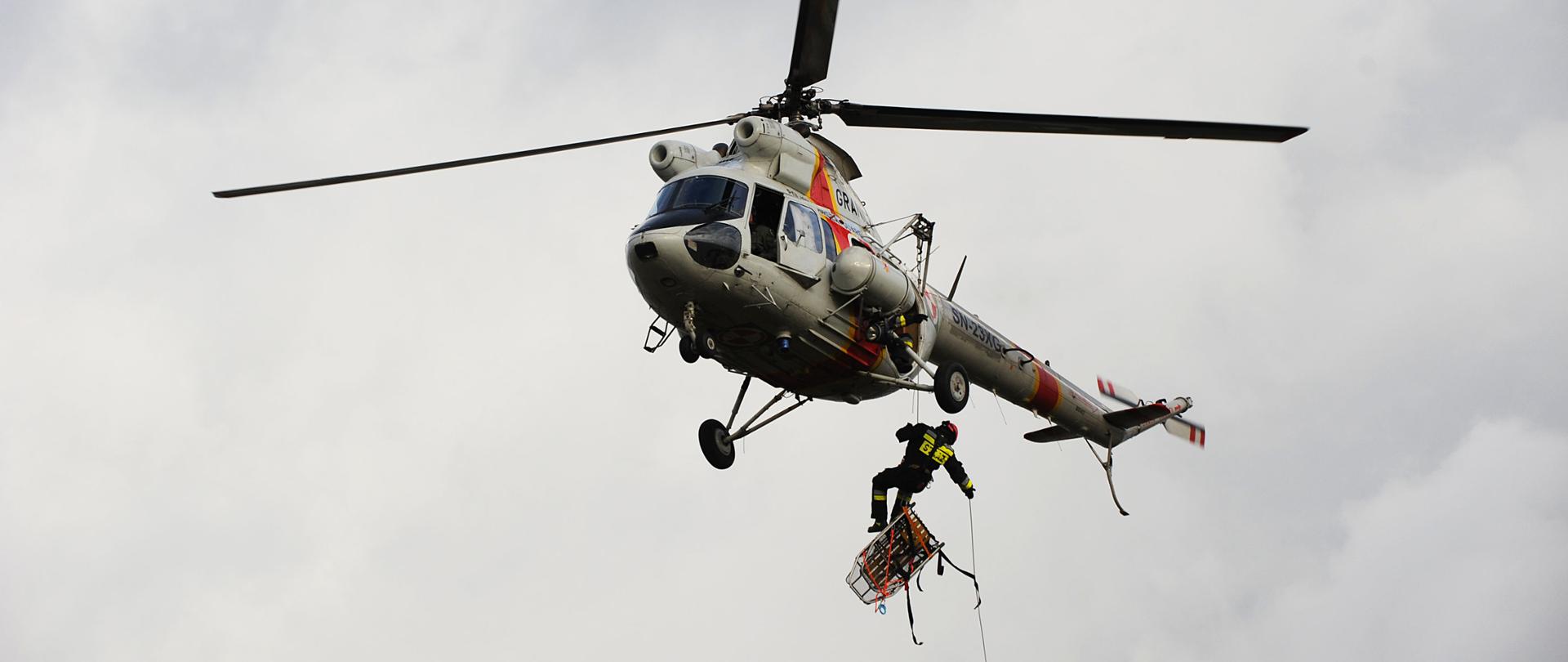 Ćwiczenia Specjalistycznej Grupy Ratownictwa Wysokościowego Białystok-1