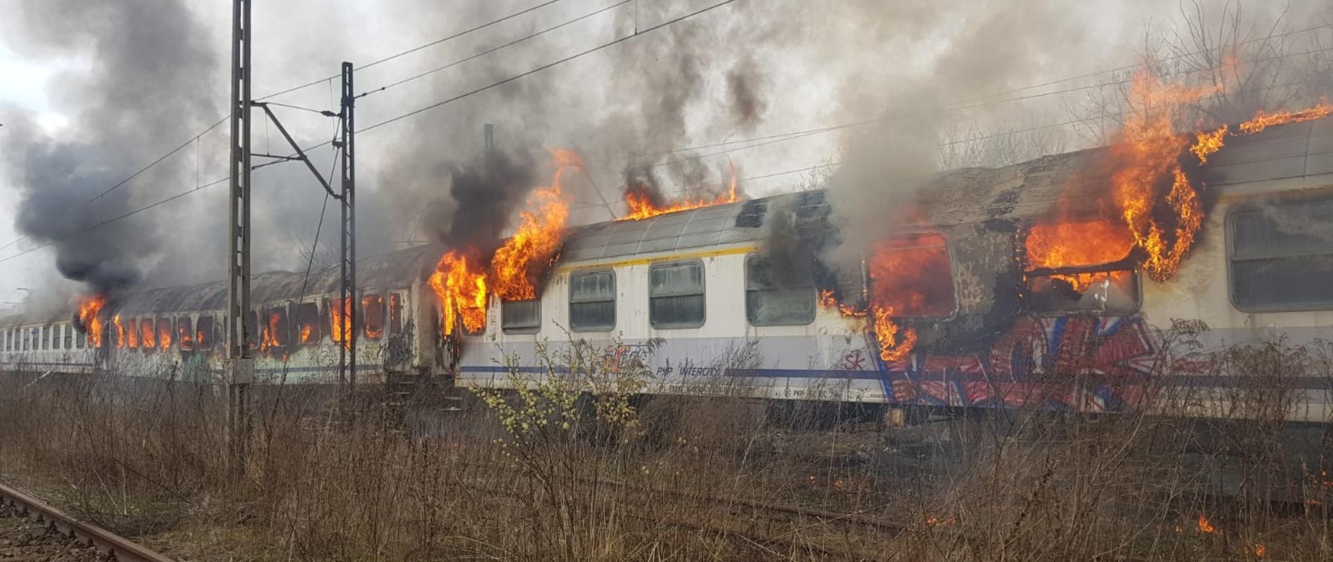 Pożar wagonów ul. Półłanki Kraków