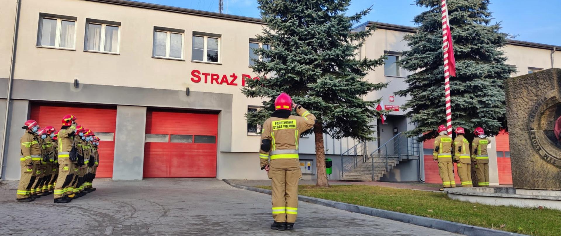 Uroczysta zmiana służby z okazji Narodowego Święta Niepodległości