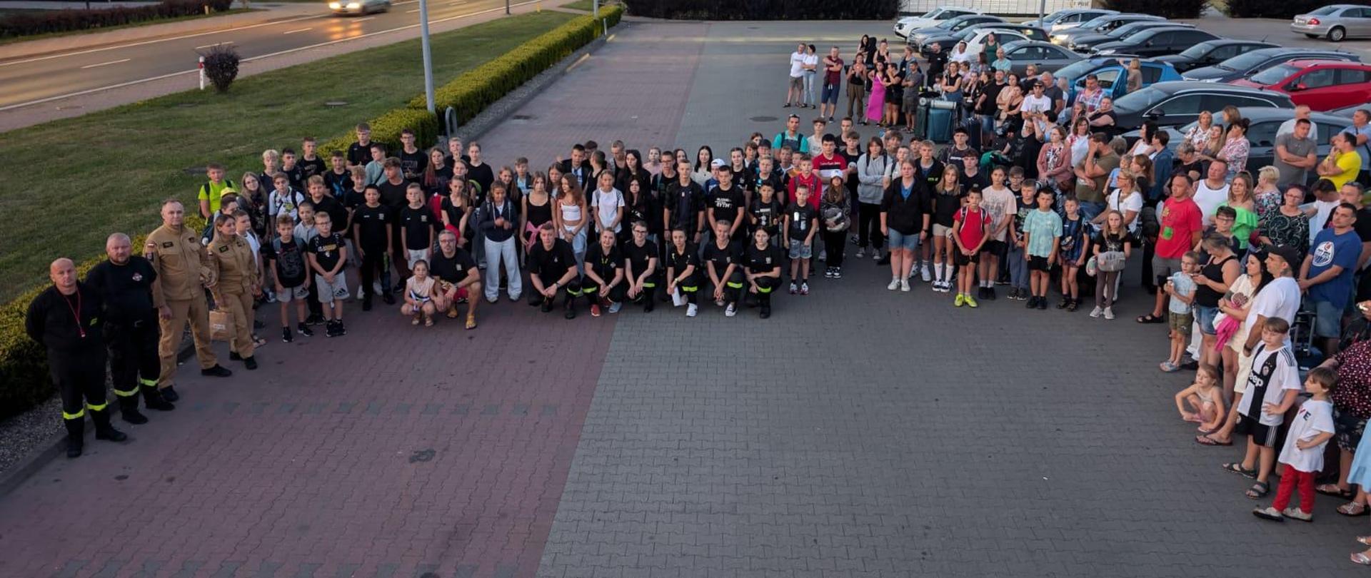 Rozpoczęcie obozu Młodzieżowych Drużyn Pożarniczych powiatu chrzanowskiego