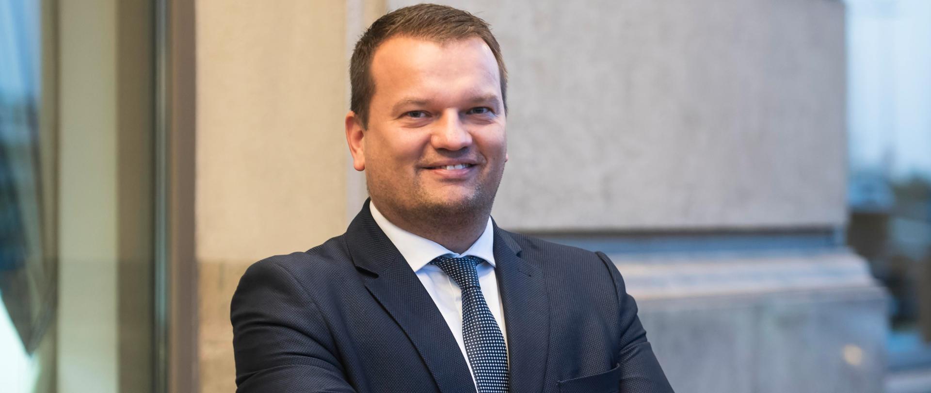 Konsul Generalny RP w Charkowie Dawid Tomaszewski