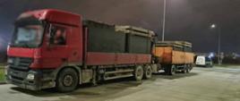 Niemal 71 ton zamiast dopuszczalnych 40 ważył zespół pojazdów z betonowymi szambami i pokrywami. Nienormatywną ciężarówkę zatrzymał do kontroli patrol Inspekcji Transportu Drogowego na terenie Radomia.