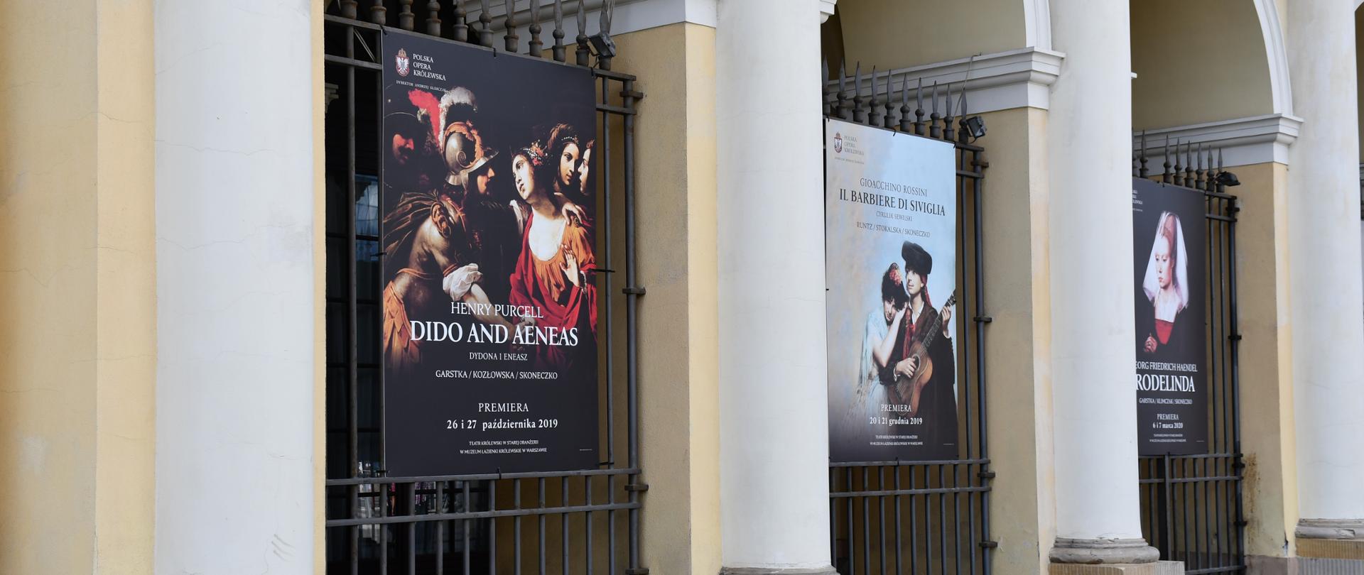  „5-lecie działalności Polskiej Opery Królewskiej” wystawa w podcieniach MUW