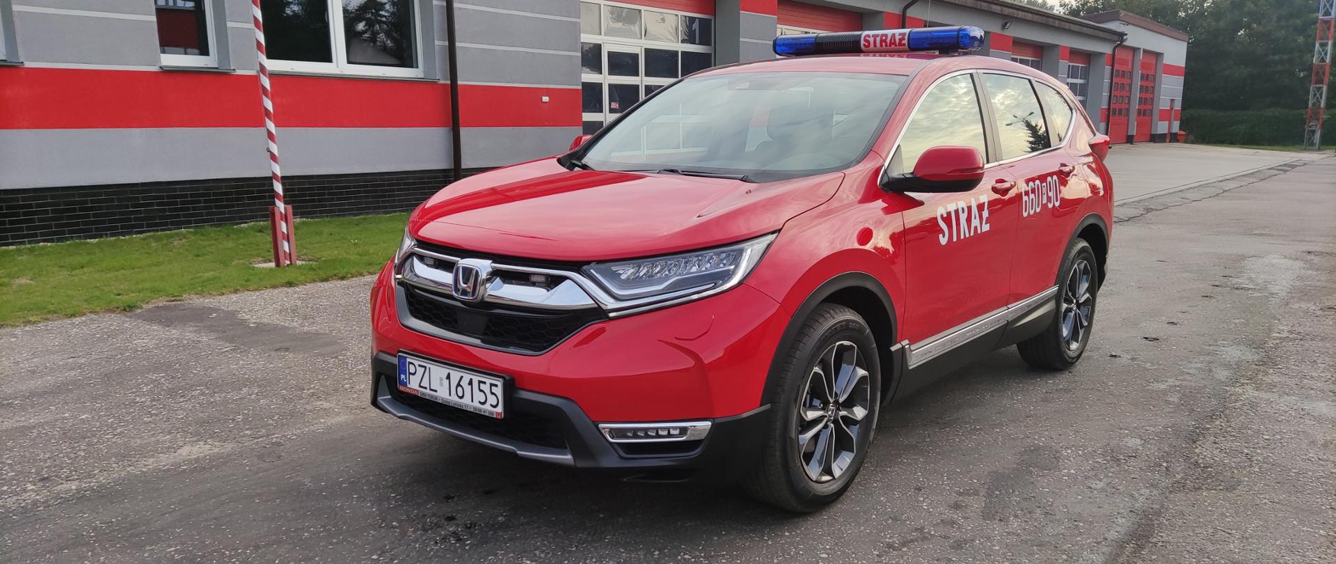 Samochód strażacki czerwony