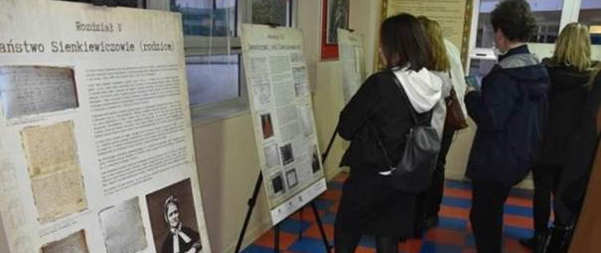 Sienkiewicz_ekthesi_01