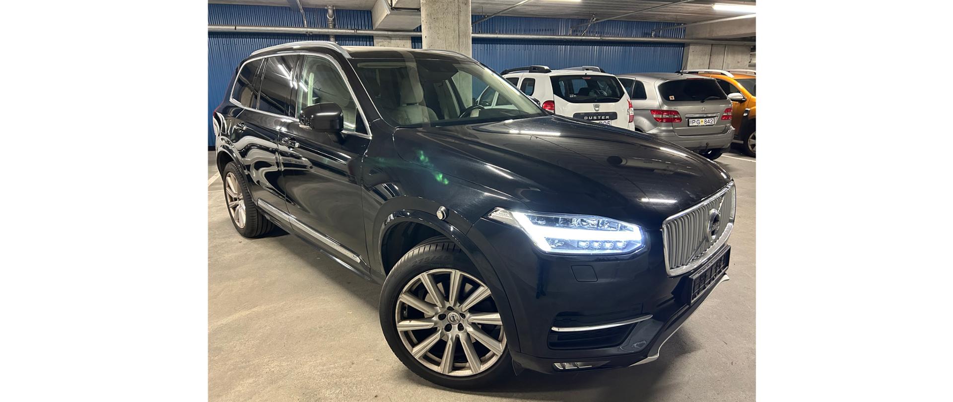 Volvo_XC90_2016