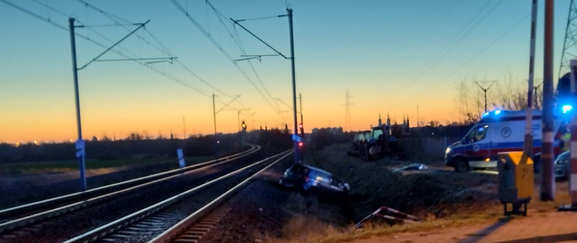 Wypadek na przejeździe kolejowym w Legnicy ul. Bobrowa