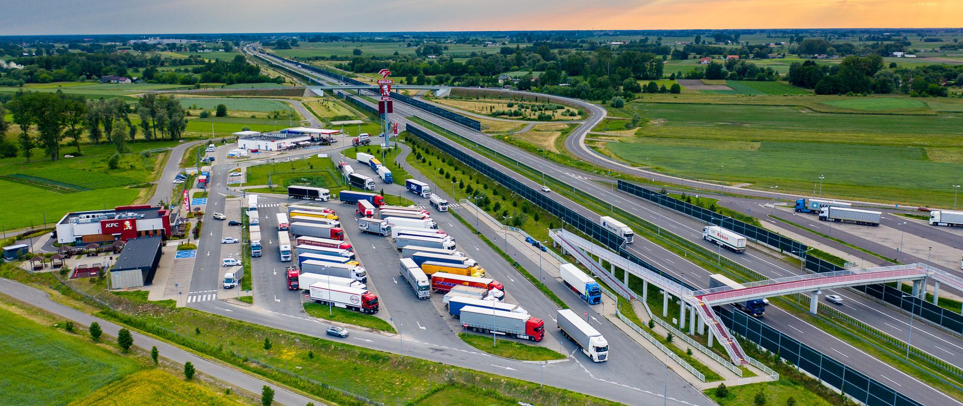 MOP - Miejsce Obsługi Podróżnych przy A2 widziane z powietrza