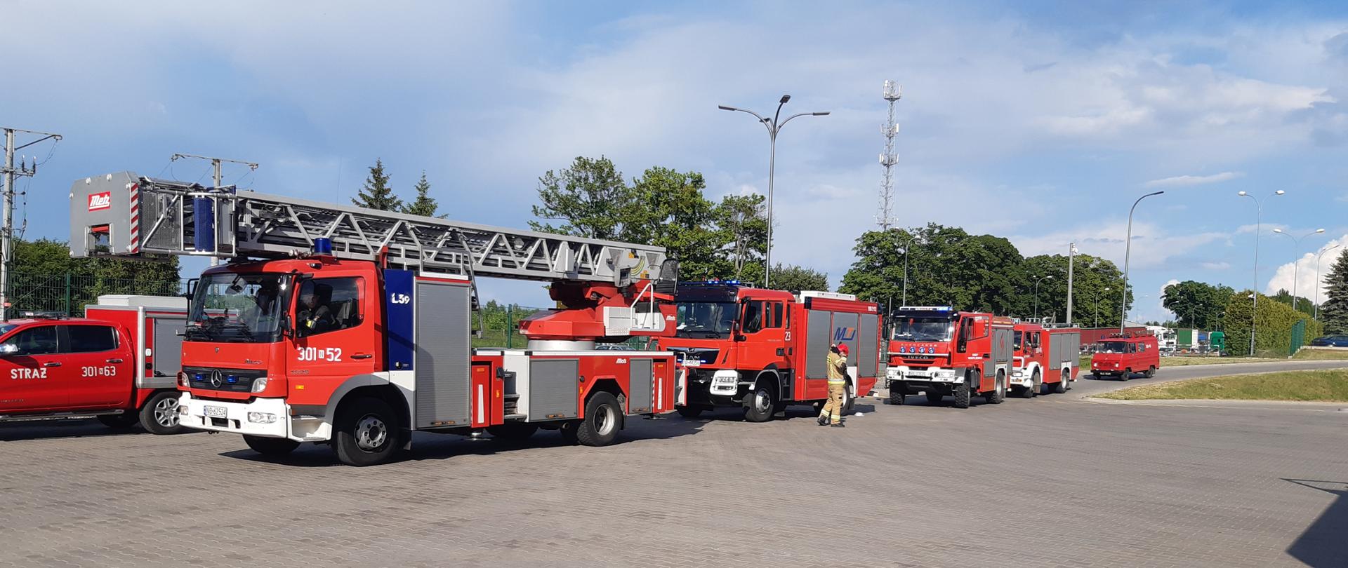Siły i środku I i II rzutu KM PSP Olsztyn oraz OSP Gmina Olsztynek 