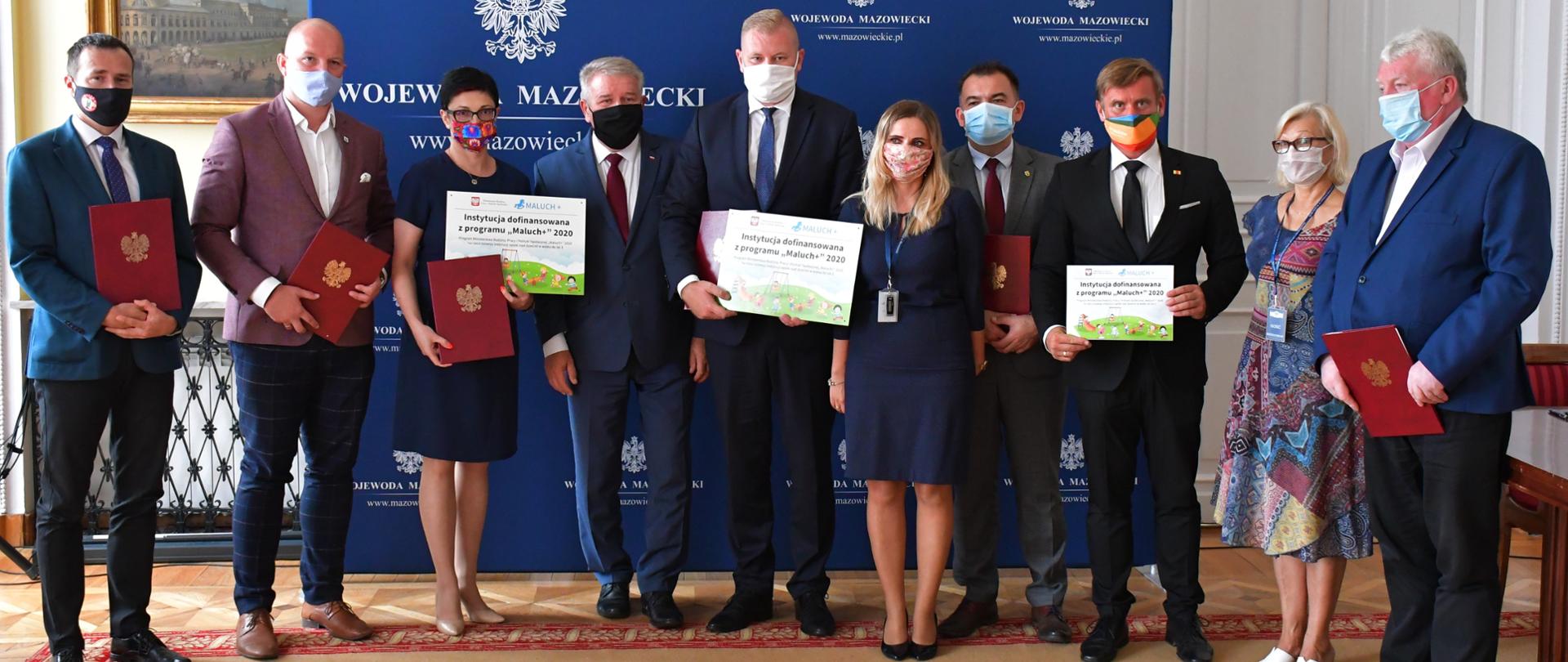 Podpisanie umów w ramach programu Maluch Plus