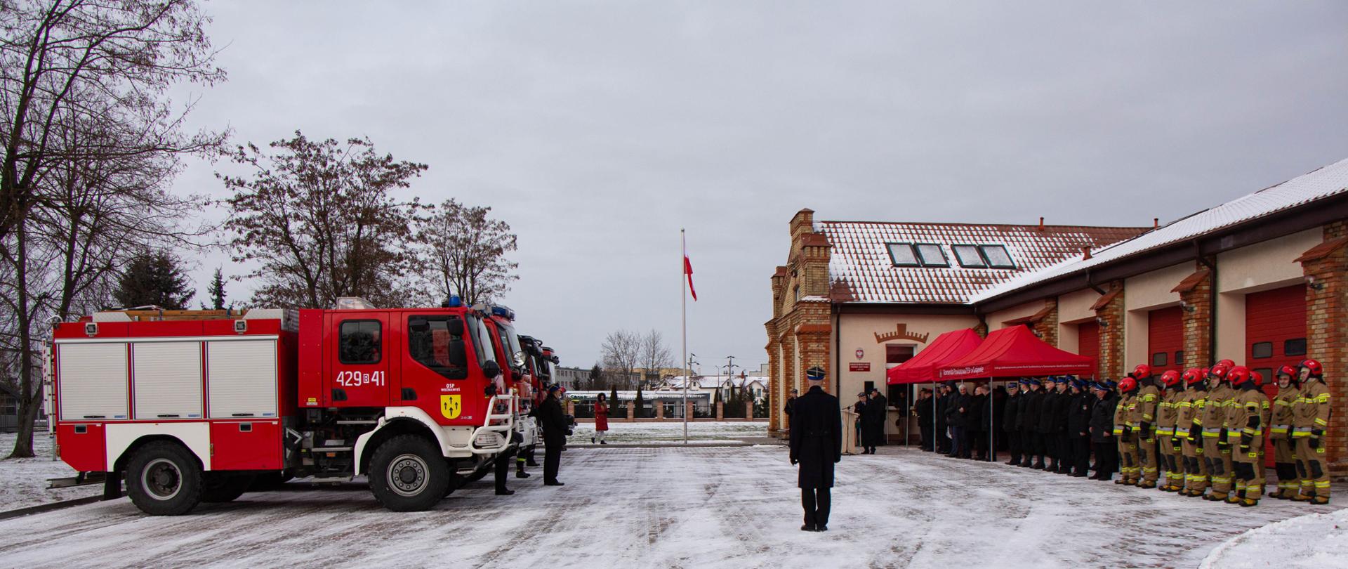 Przekazanie pojazdów Komendzie Powiatowej PSP w Grajewie oraz jednostkom OSP z pow. grajewskiego