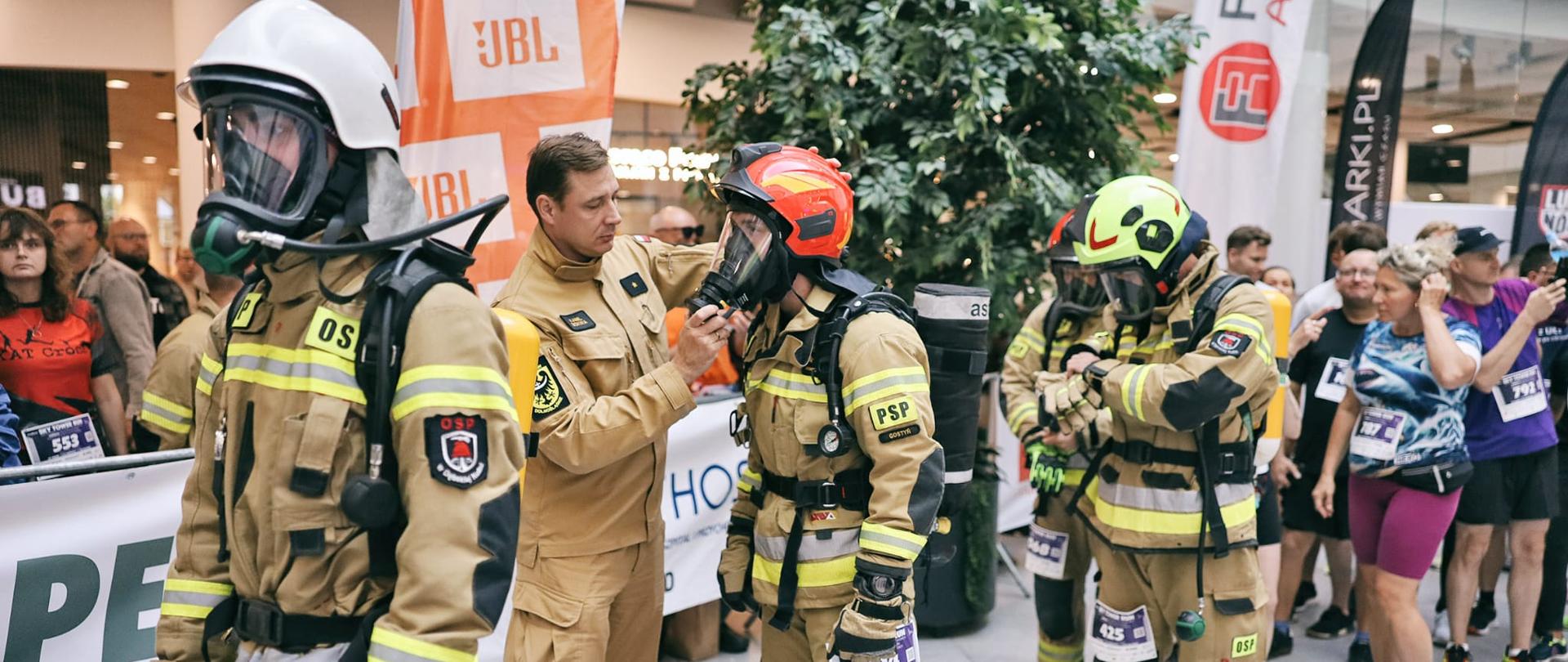 Sky Tower Run – II Mistrzostwa Polski Strażaków w biegu po schodach