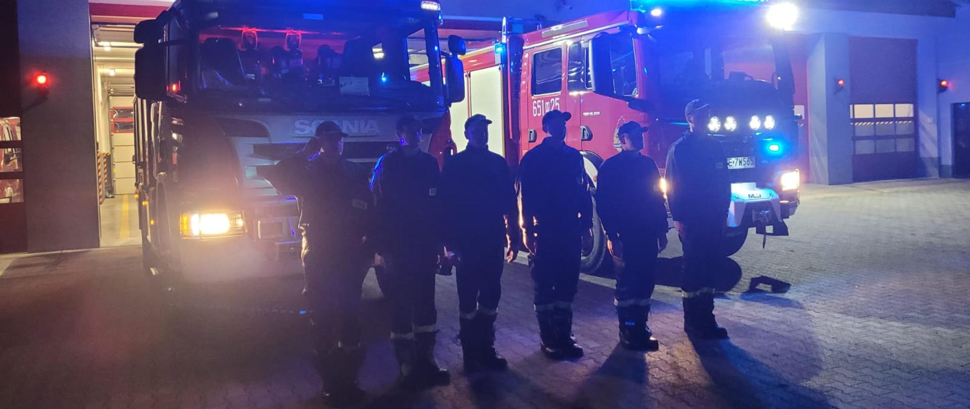 Hołd dla zmarłego strażaka z KM PSP w Gdańsku.