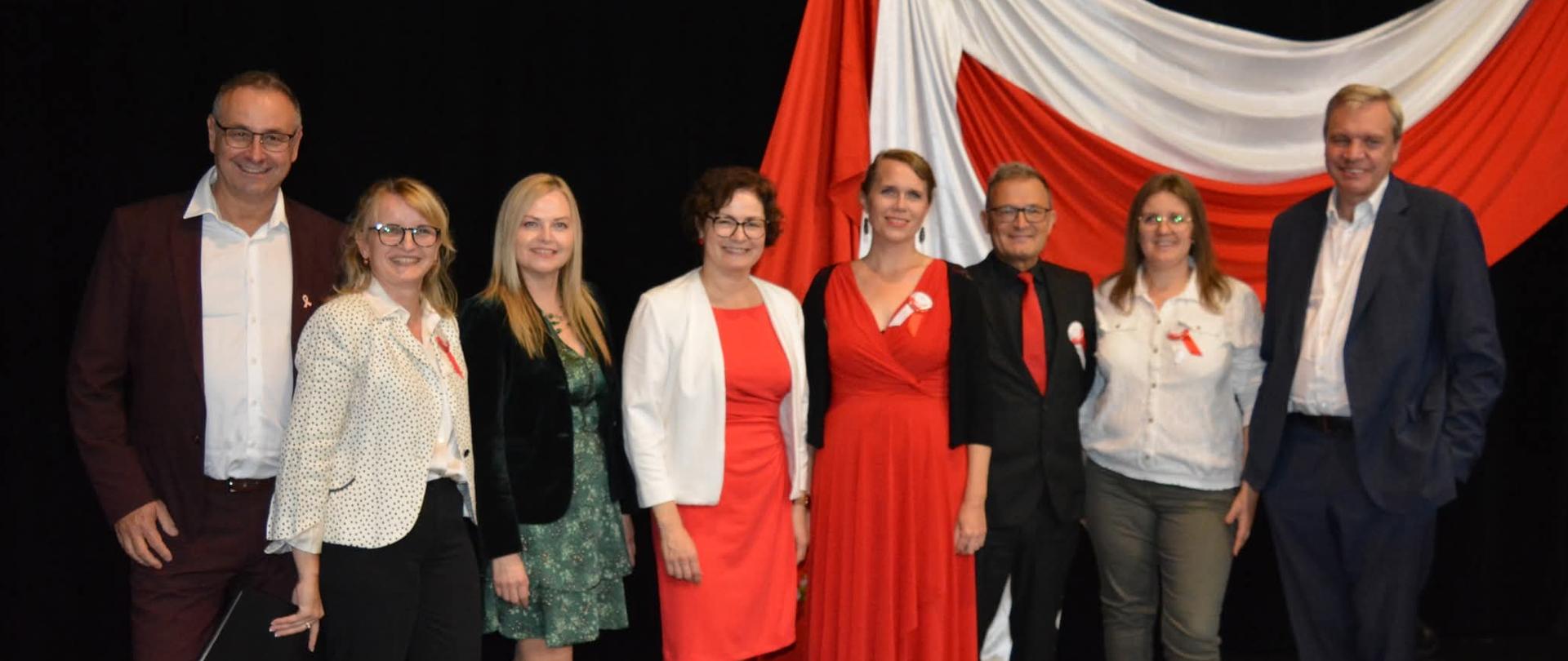 Cérémonie patriotique à Champigny-sur-Marne - La chanson patriotique polonaise rassemble les générations
