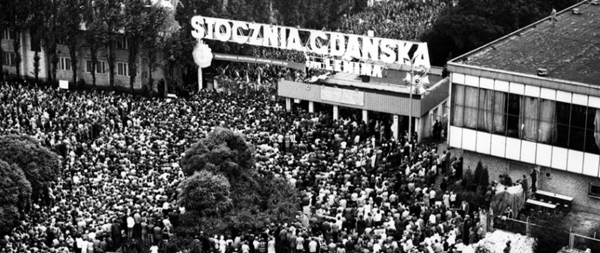 August strike at Lenin's Shipyard in Gdansk. Photo: Zenon Mirota/ECS