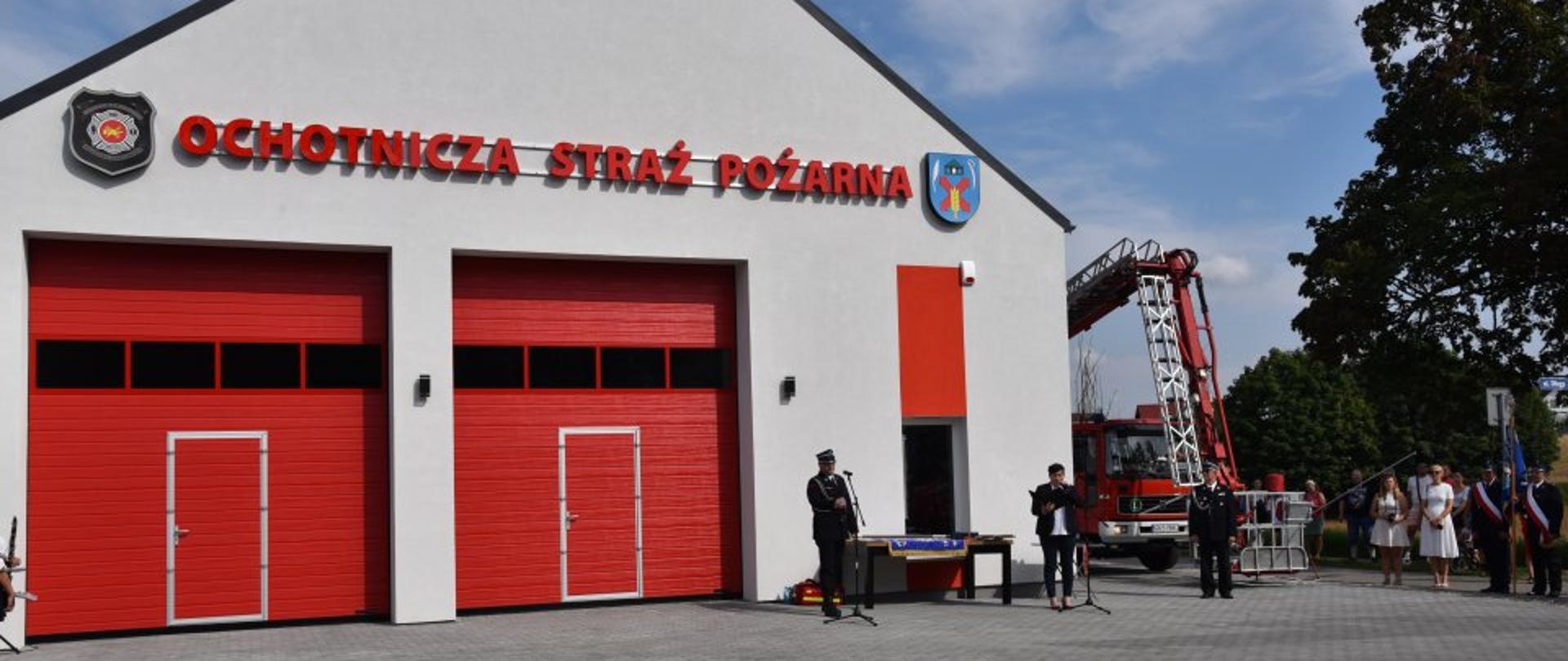 Otwarcie nowo wybudowanej remizy i nadanie sztandaru dla OSP Grabowo Kościerskie