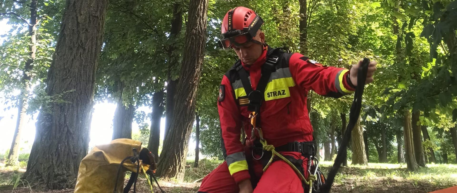 Warsztaty z ewakuacji poszkodowanych z drzew w OSP Czartki