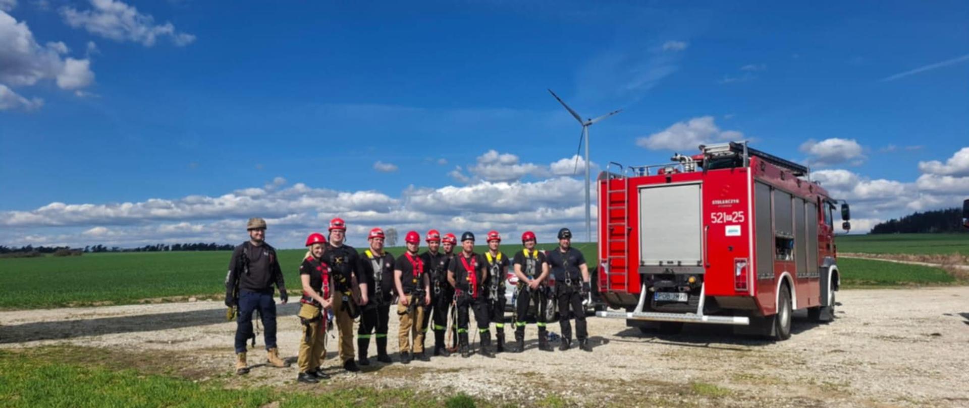 Rozpoznanie operacyjne farm wiatrowych w powiecie obornickim