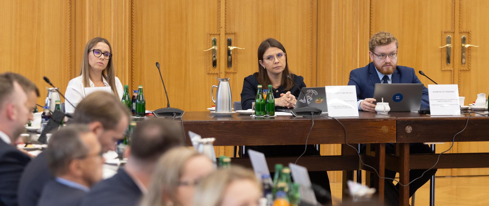 Slider - Komitet ds. Cyfryzacji