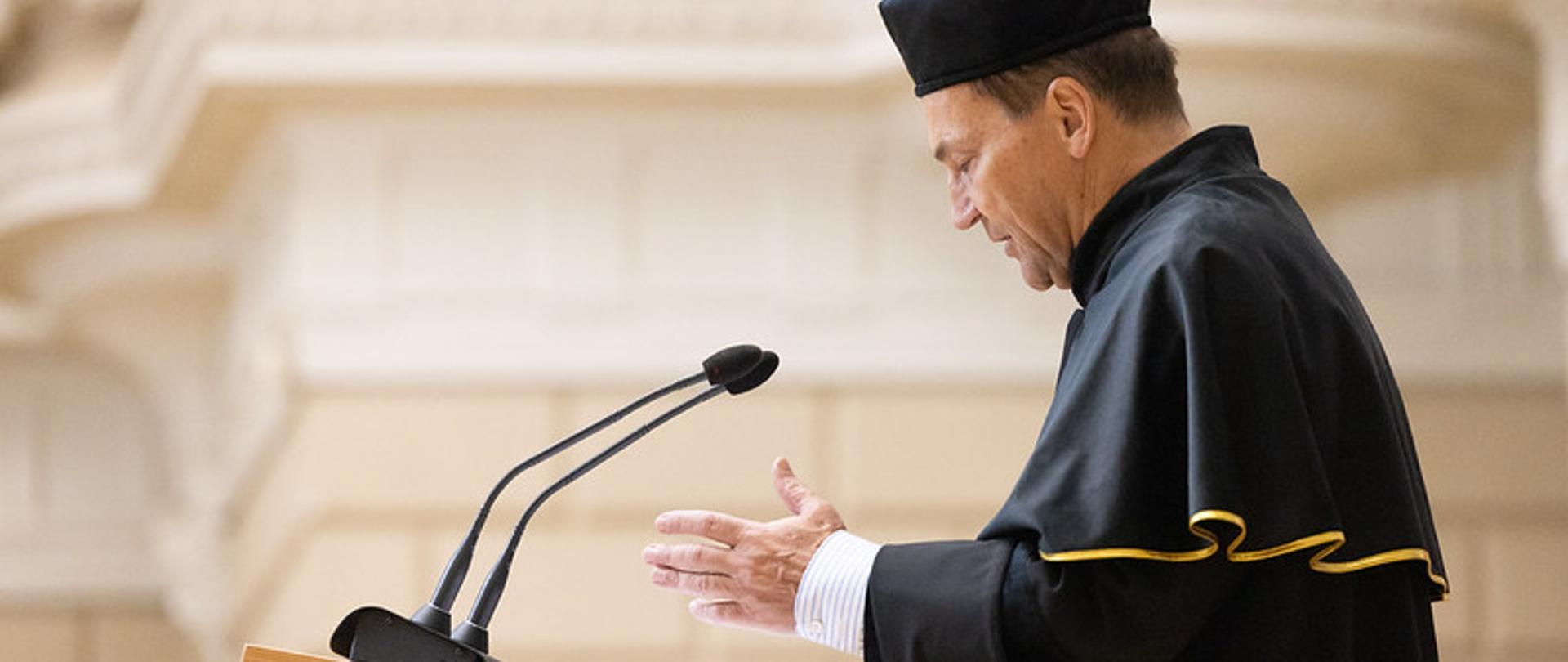 Віце-премє'р-міністр Радослав Сікорський – лекція з нагоди здобуття звання Почесного Доктора Львівського Національного Університету імені Івана Франка
