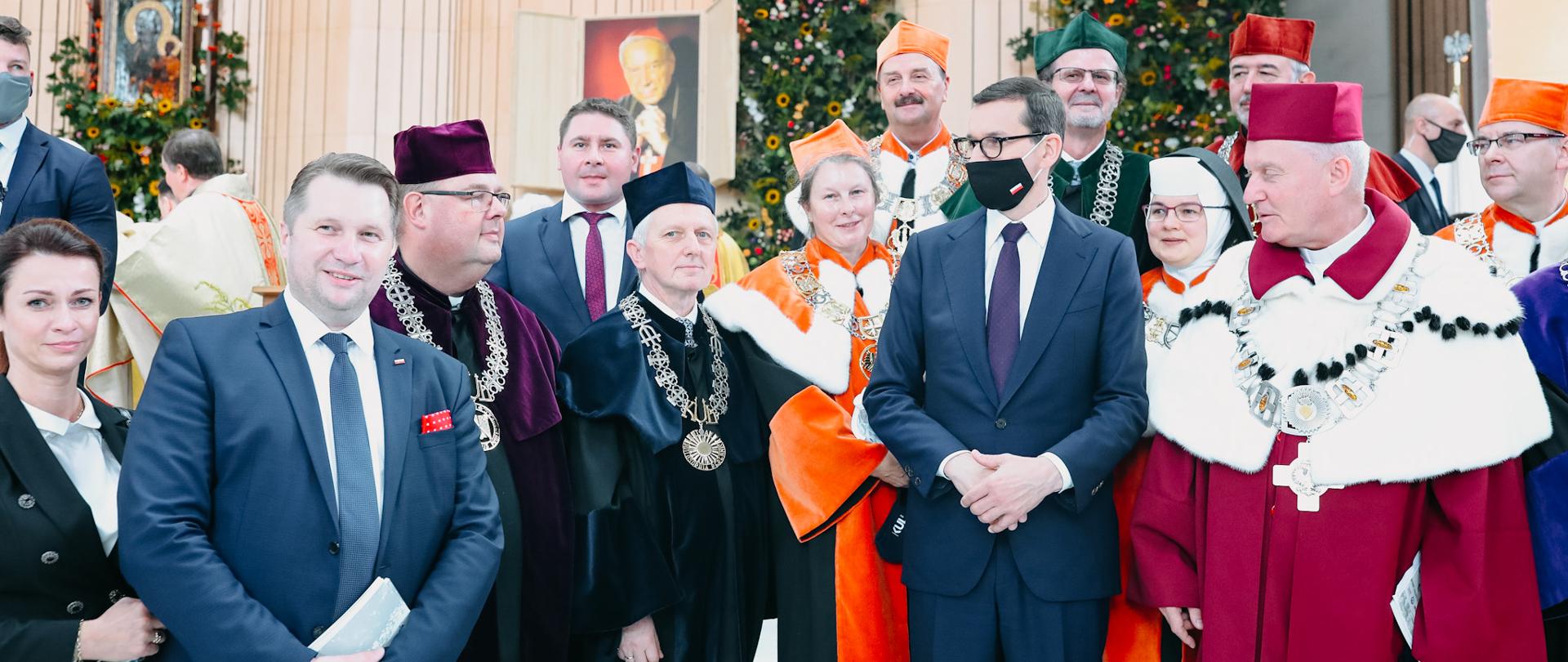 Beatyfikacja kardynała Stefana Wyszyńskiego i matki Elżbiety Czackiej - wydarzenie z udziałem członków kierownictwa MEiN 