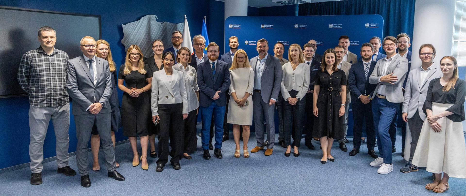 II tura konsultacji publicznych dotyczących Polskiej Prezydencji w Unii Europejskiej