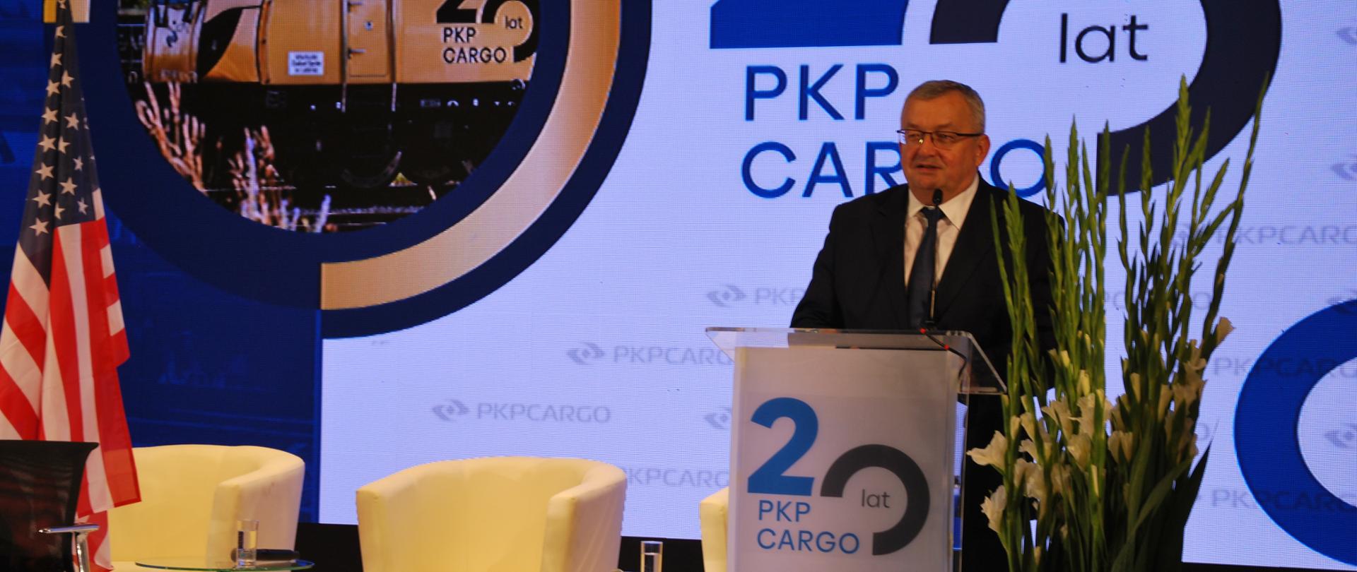 Minister infrastruktury Andrzej Adamczyk wziął udział w konferencji z okazji 20 rocznicy powstania spółki PKP Cargo