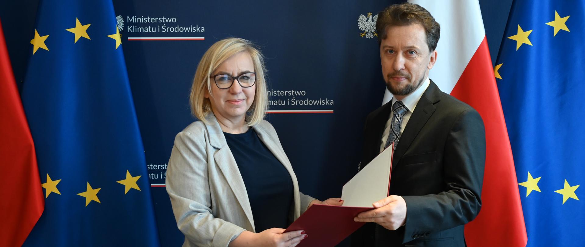 Minister Paulina Hennig-Kloska wręczyła nominację Generalnemu Dyrektorowi Ochrony Środowiska Piotrowi Otawskiemu
