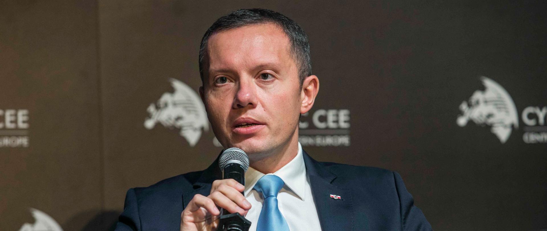 Wiceminister Zdzikot na CYBERSEC