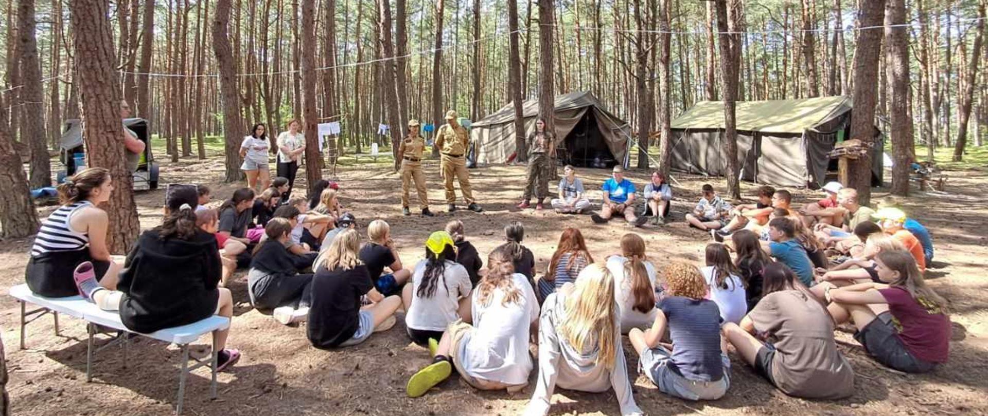 Wizyta Zastępcy Komendanta Powiatowego PSP na obozach harcerskich