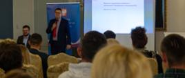 Zastępca Dyrektora IAS w Białymstoku Piotr Jurczuk przemawia do zebranych