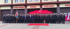 Uroczysta zbiórka z okazji zdania obowiązków i przyjęcia pełnienia obowiązków Komendanta Powiatowego Państwowej Straży Pożarnej w Wyszkowie.