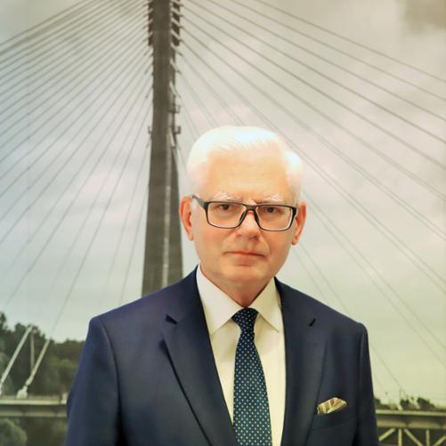 Elegancko ubrany mężczyzna