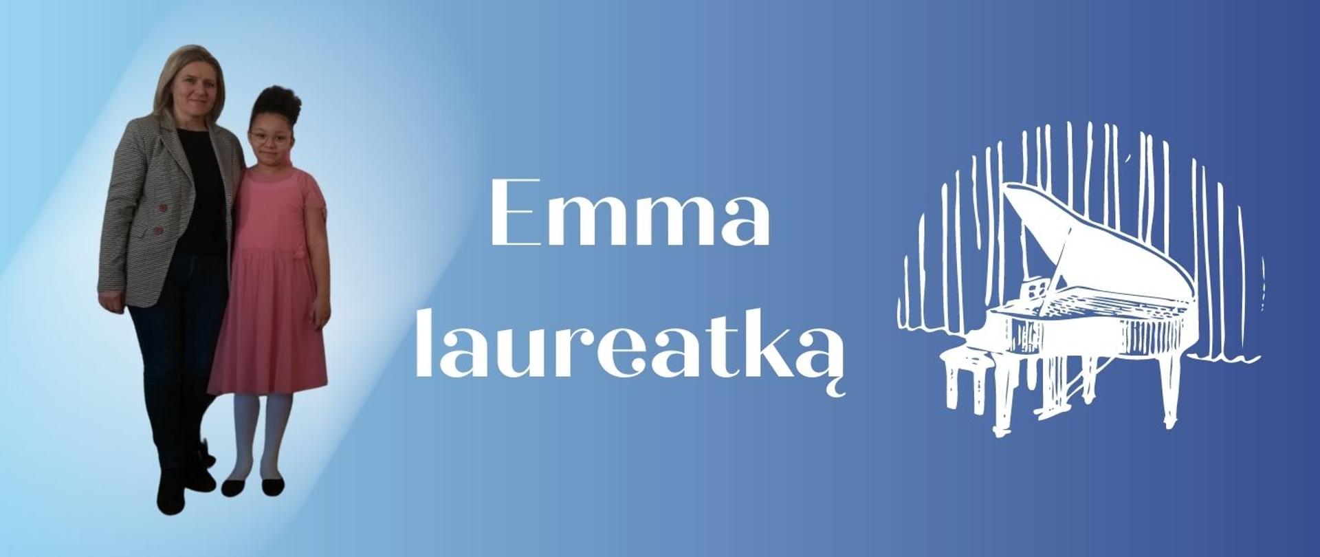 Na niebieskim tle po lewej stronie widoczne są sylwetki uczennicy i jej nauczycielki. Po prawej stronie rysunek fortepianu.