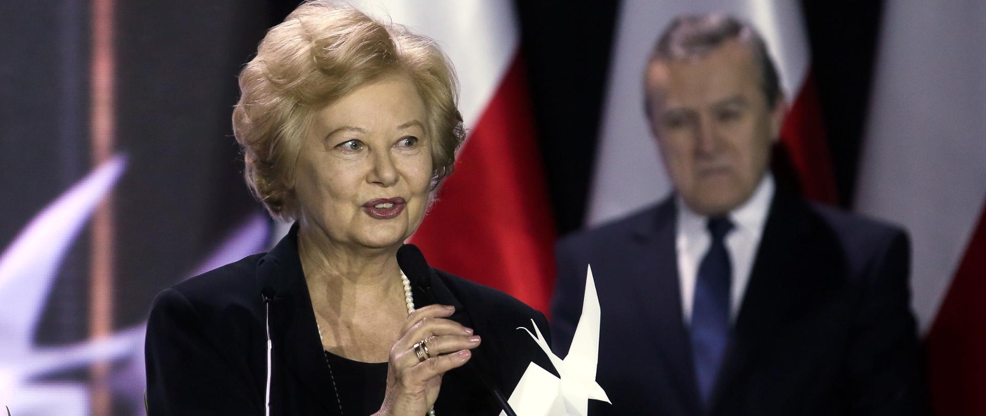 Warszawa, 05.10.2016. Nagrodzona w kategorii Muzyka - dyrygent Ewa Michnik podczas uroczystoci. Gala wrêczenia Dorocznych Nagród Ministra Kultury i Dziedzictwa Narodowego odby³a siê, 5 bm. w Teatrze Królewskim w Starej Oran¿erii w warszawskich £azienkach. (cat)
PAP/Rafa³ Guz