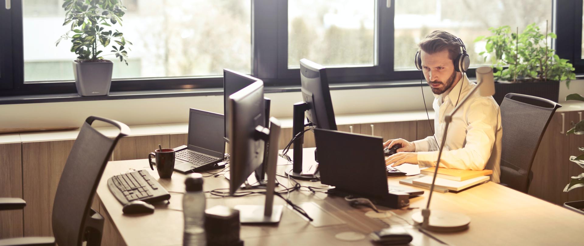 Bezrobocie luty 2022