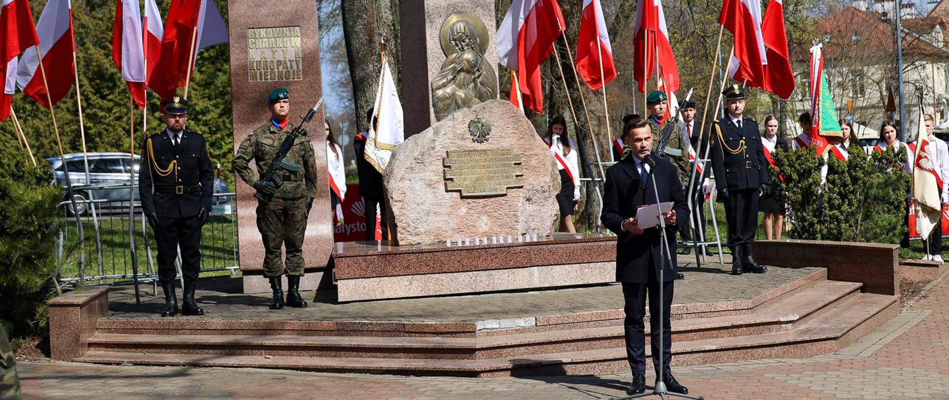 85. rocznica zbrodni katyńskiej oraz drugiej masowej deportacji obywateli polskich przez Sowietów