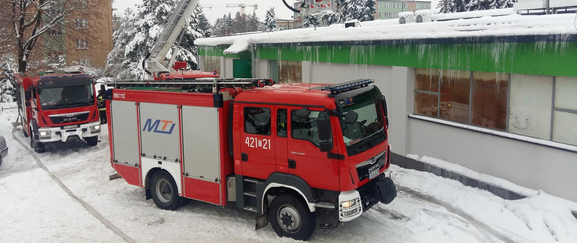 Ćwiczenia taktyczno-bojowe na obiekcie marketu Stokrotka