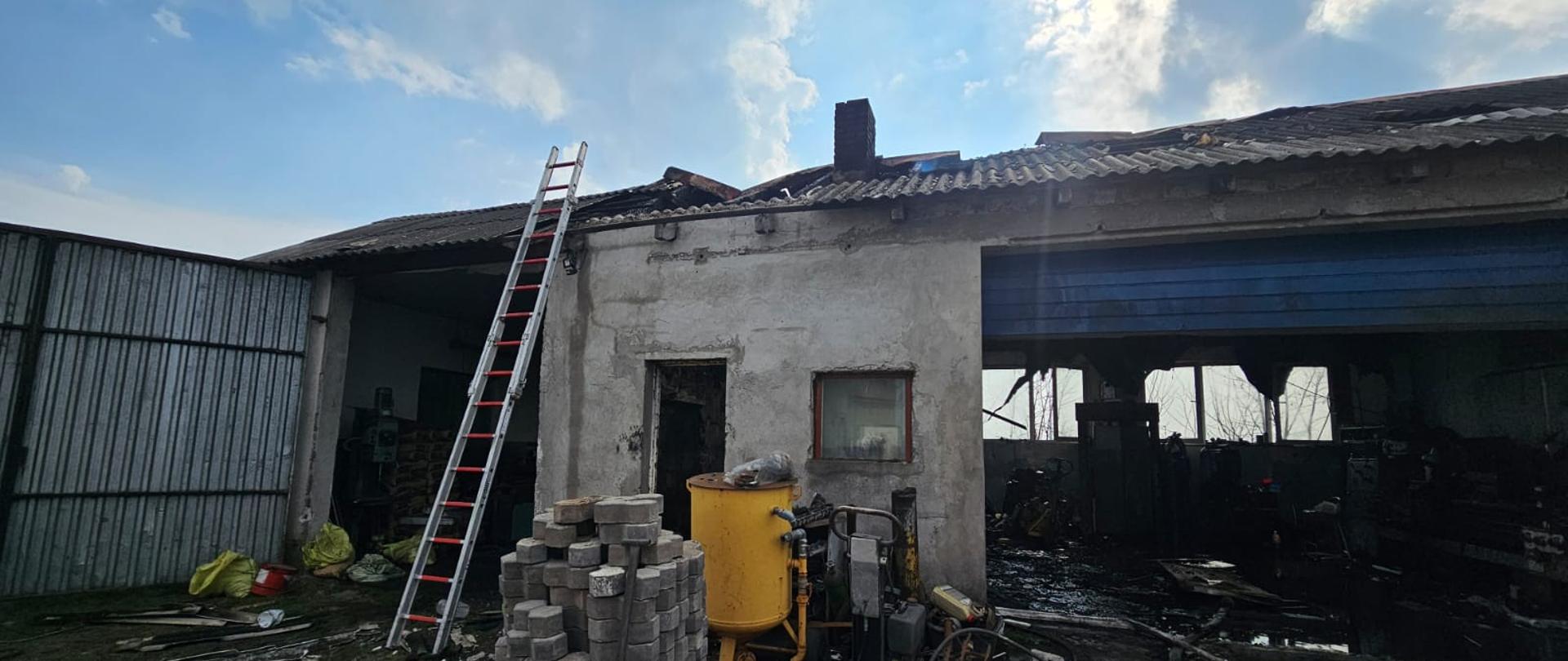 Pożar garażu w. Skibin