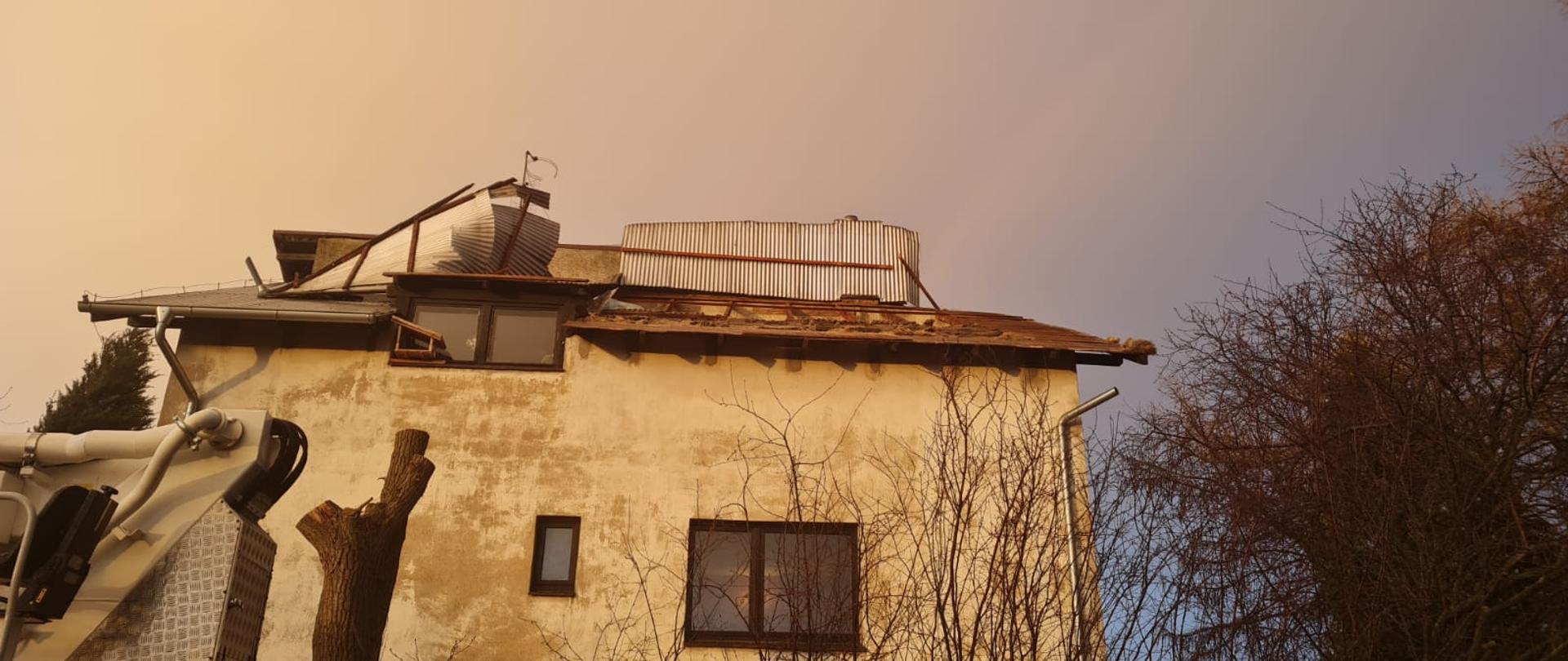 Kawczyn - zerwany dach