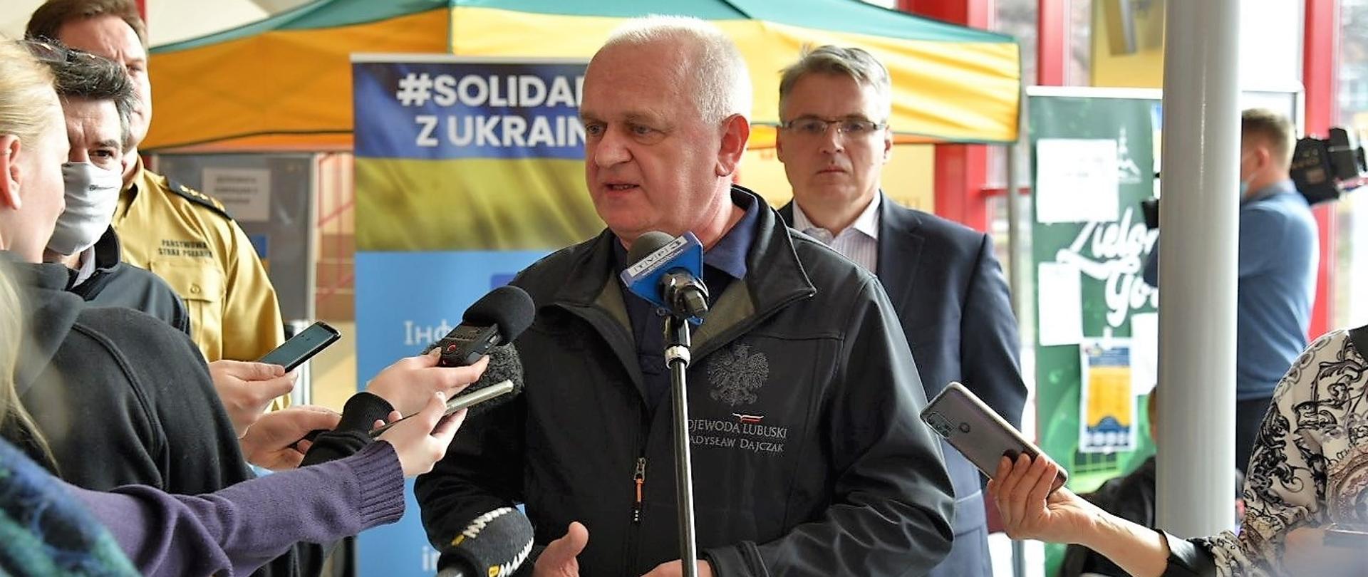 Wojewoda o pomocy dla Uchodźców
