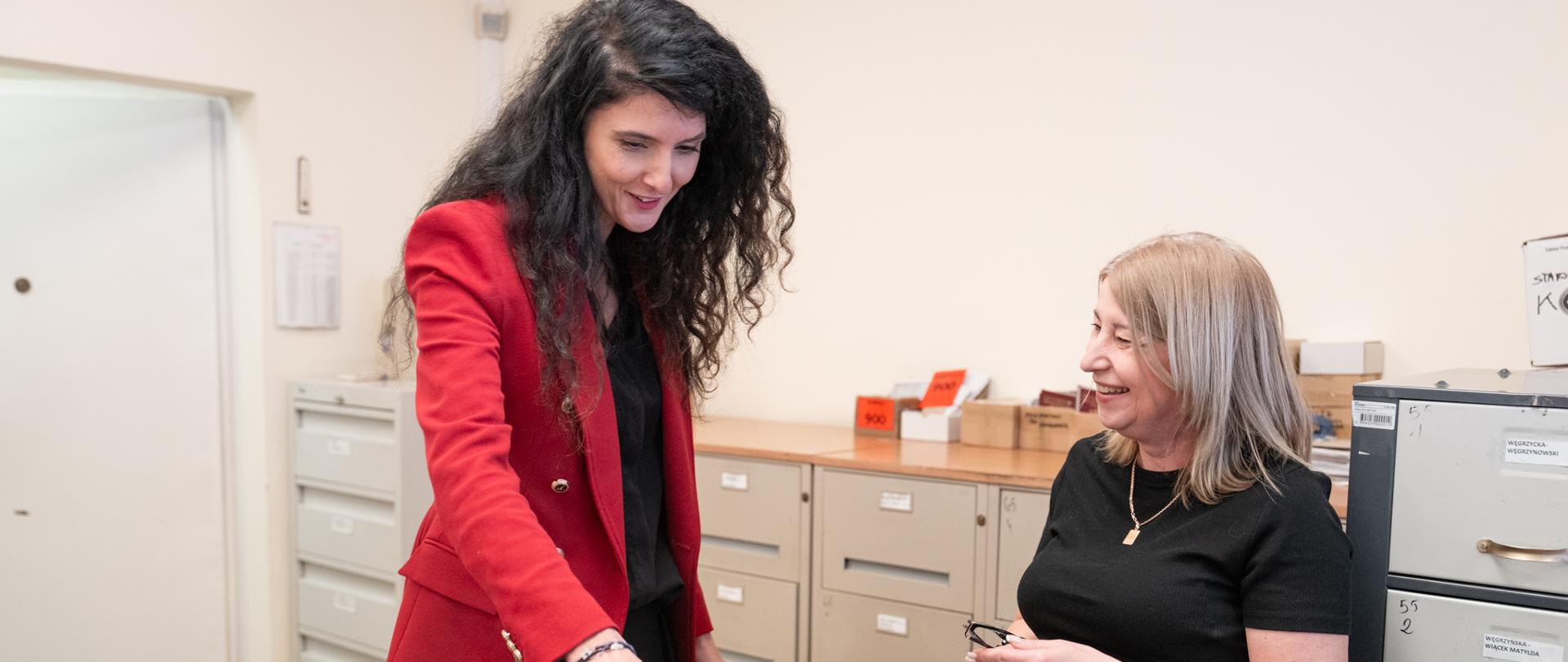 Paszport w 6 dni – wizyta wojewody dolnośląskiej w wałbrzyskiej delegaturze DUW