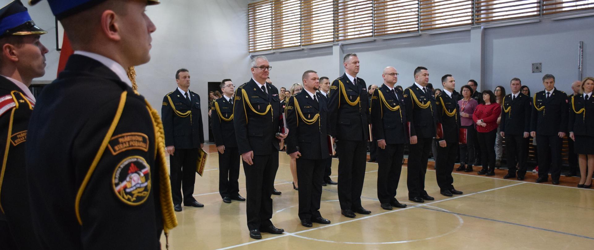 Uroczysta zbiórka w Komendzie Wojewódzkiej PSP w Katowicach