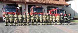 Świętokrzyscy strażacy oddali hołd tragicznie zmarłemu funkcjonariuszowi Komendy Głównej PSP przed JRG