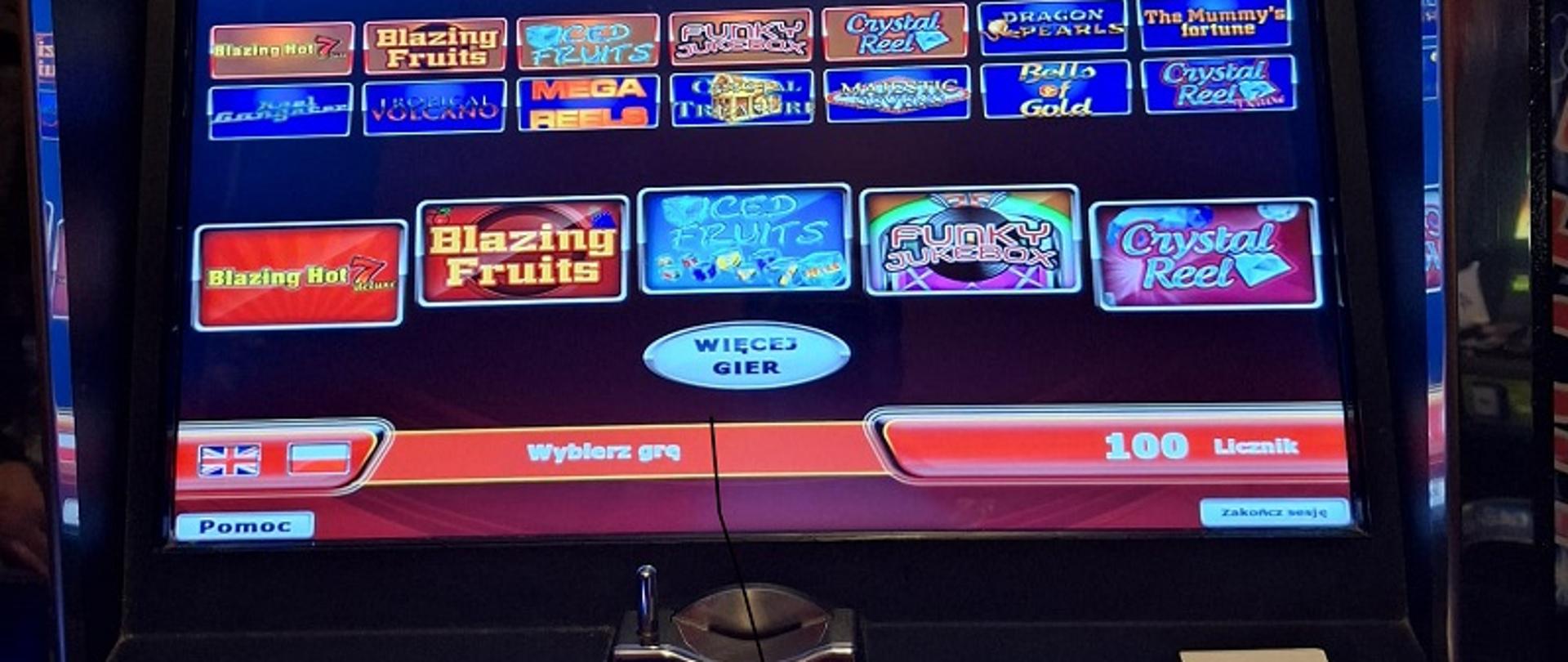 Ekran automatu do gier hazardowych. Na ekranie lista gier.