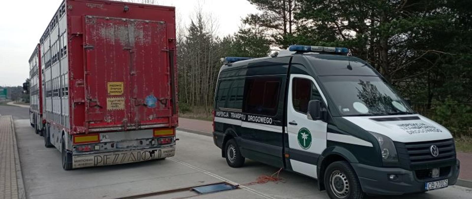 Widok pojazdu ITD oraz kontrolowanego pojazdu po procesie ważenia.