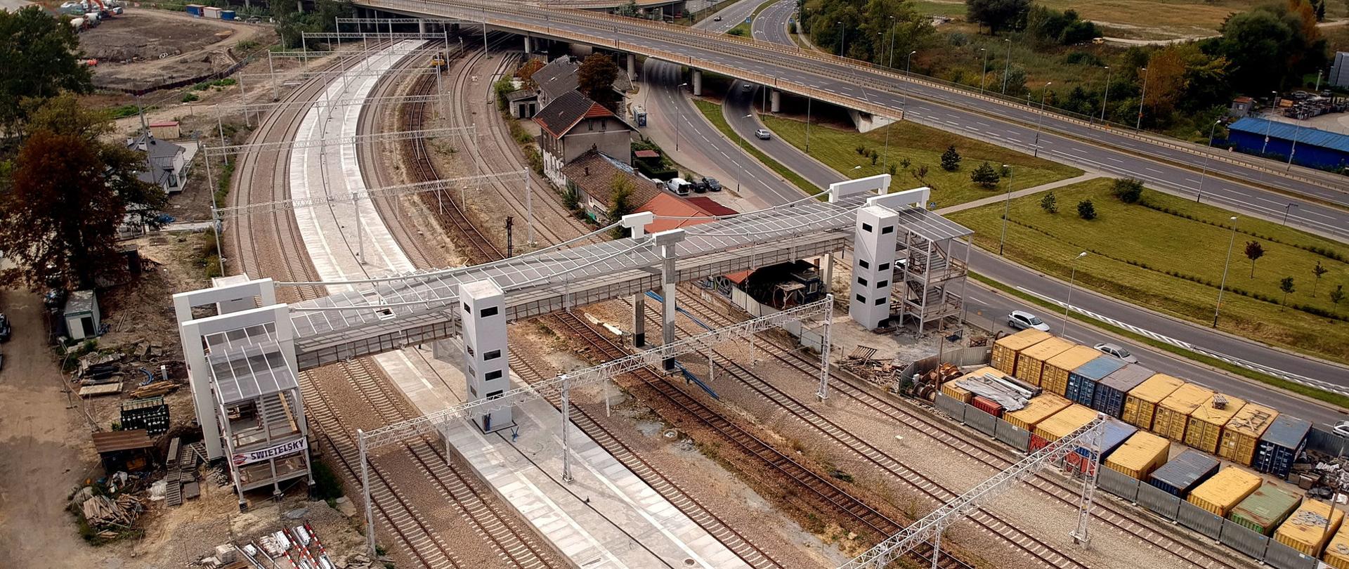 Kładka dla podróżnych na stacji Kraków Bonarka