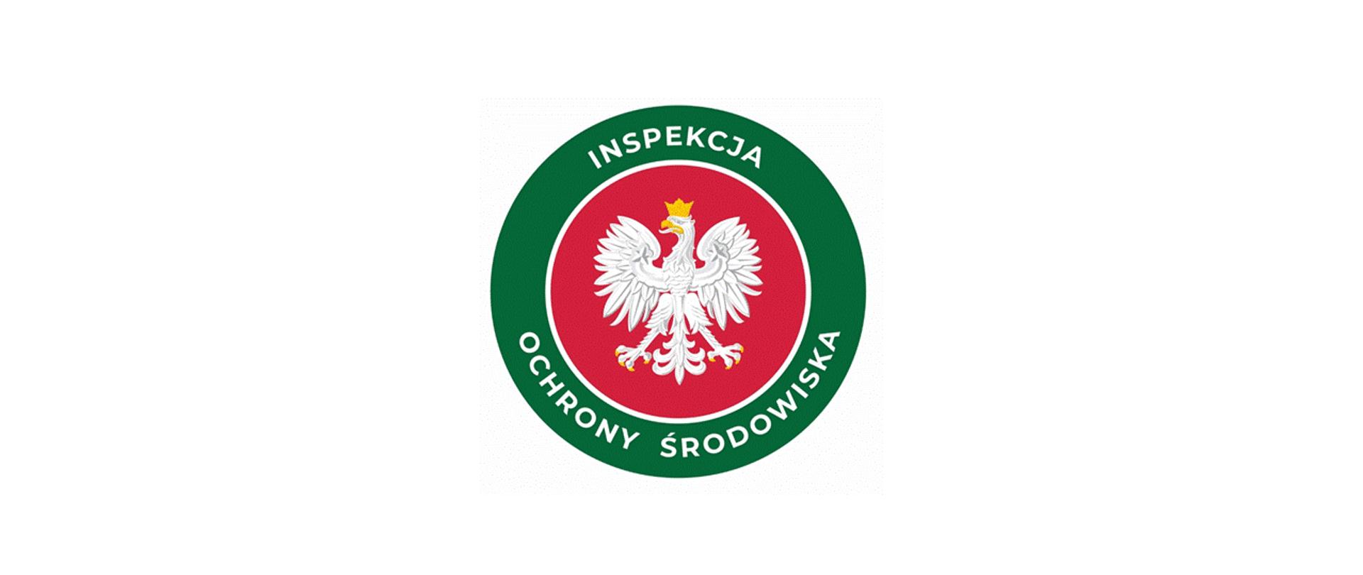Okrągłe logo Inspekcji Ochrony Środowiska. Godło Polski, Orzeł w koronie, na czerwonym tle umieszczone wewnątrz zielonego okręgu z napisem Inspekcja Ochrony Środowiska.