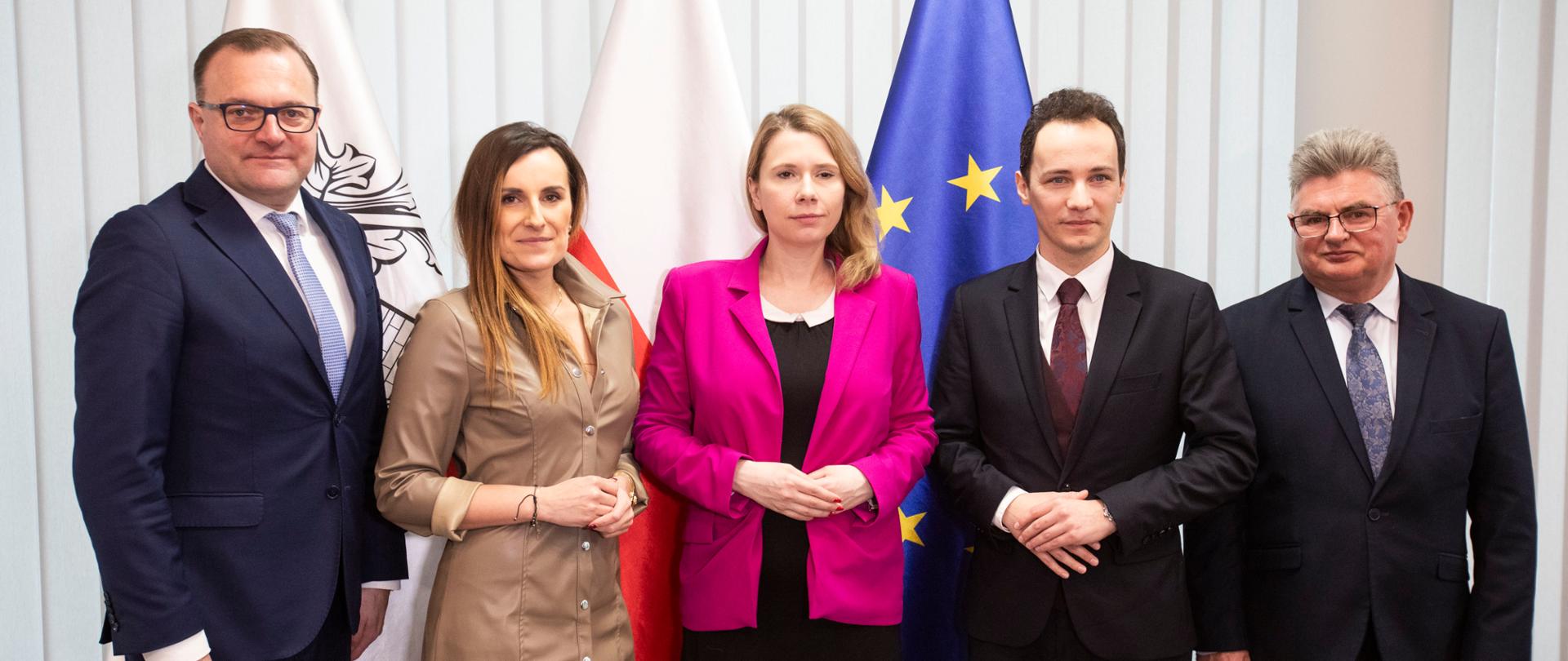 Wspieramy samorządy z Funduszy Europejskich – wiceministra Sikora z wizytą w Radomiu
