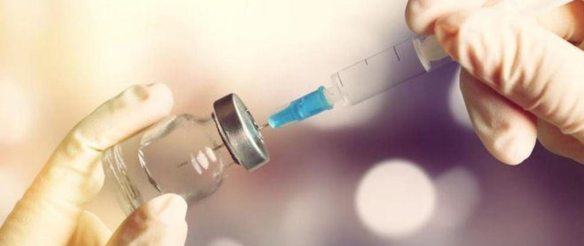 Zdjęcie ampułki i strzykawki